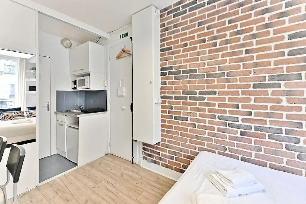 Studio Central #Marais #Bataclan Appartement Parijs