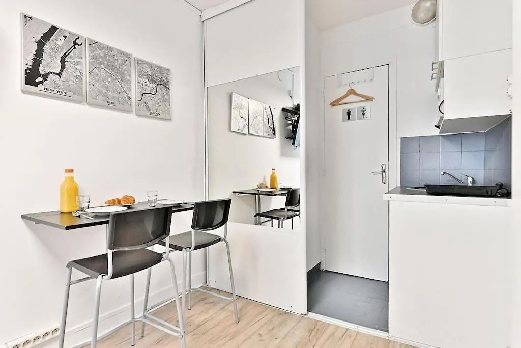 Studio Central #Marais #Bataclan Appartement Parijs